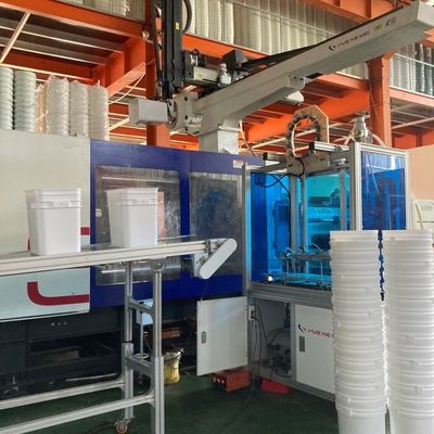 1 Gallon Food Grade Plastic Bucket Stronger and Convenient for Milk Storage
