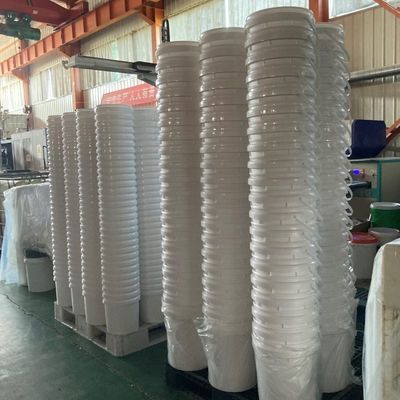 20L Plastic Pail with Easy-Opening Nozzle Lid Durable and Versatile Design