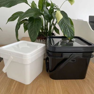 2 Gallon Square Plastic Bucket with Lid and Handle GAP/ISO/FDA Certified Bucket