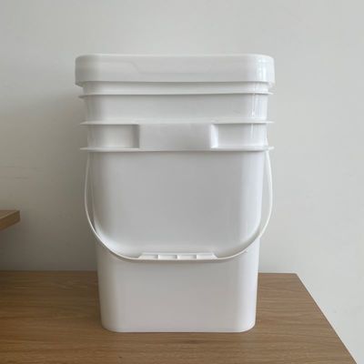 20L 25L Square Plastic Buckets With Handle and Lid for Manure Pet Food Coffee Bean and Nut