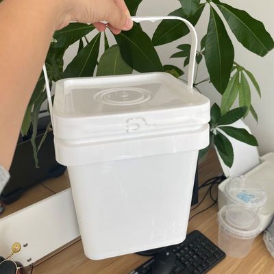 Colorful Custom Square Container with Lid and Handle GAP/ISO/FDA Certified Perfect