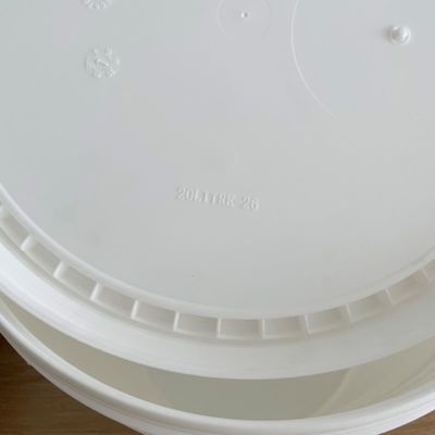 IML Printing 20 Liter Plastic Pail with Lid Easy-Opening 5 Gallon Plastic Paint Buckets