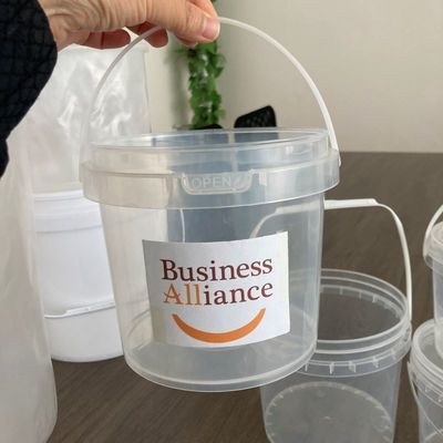 Clear Plastic Cheese Bucket with Lid and Handle 2Liter Capacity 1.0-2.5 MM Thickness
